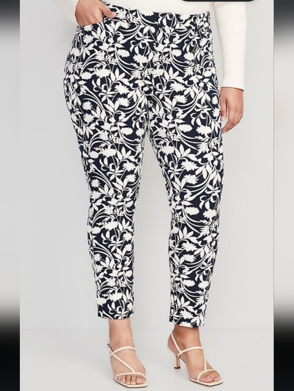 Extremely Stretchy Leggings B&W Floral By Rafaelle 14W Size